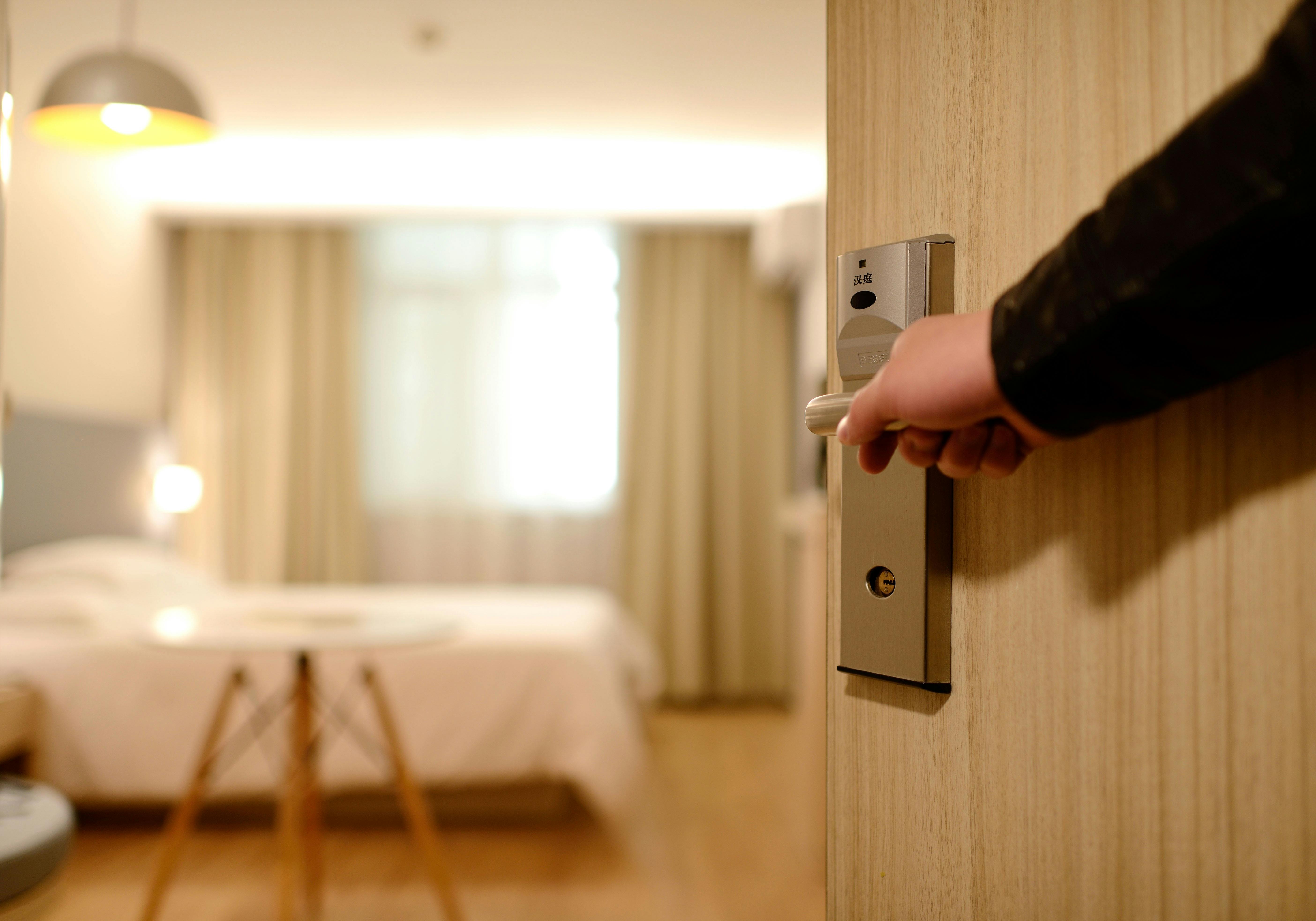 Hotels & Resorts